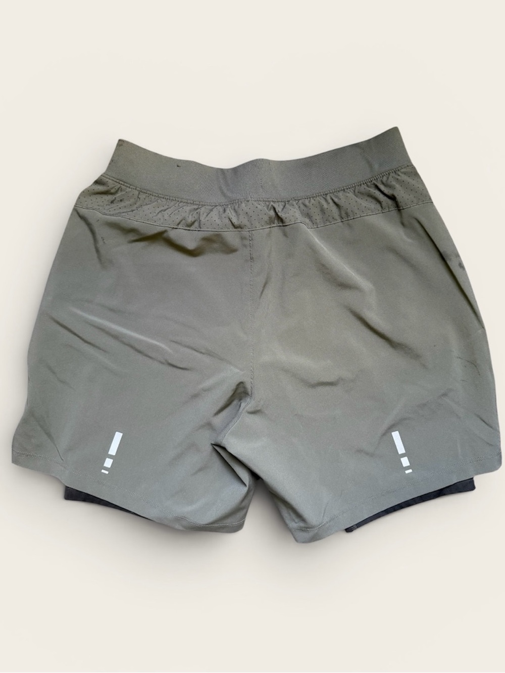 Old Navy Active Lined Shorts - Picture 2 of 5